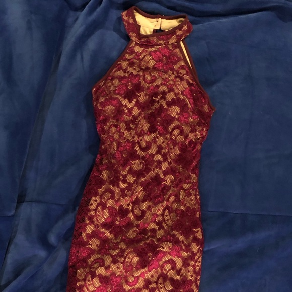 Emerald Sundae Bodycon Lace Dress in Wine - Picture 9 of 12